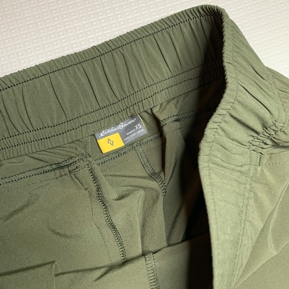 Eddie Bauer joggers with waist tie, ankle length - Picture 5 of 6